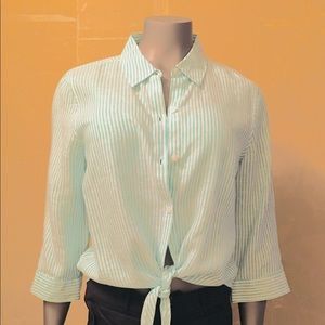 Chico’s Graceful Green Tie Front 3/4 Sleeve Top
